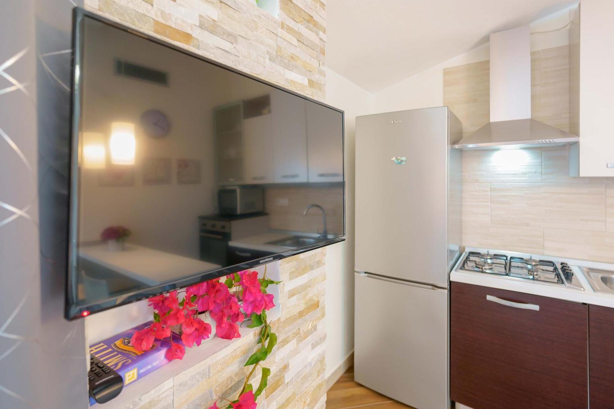 Exclusive Use Swimming Pool Available From June To September Cagliari Kültér fotó